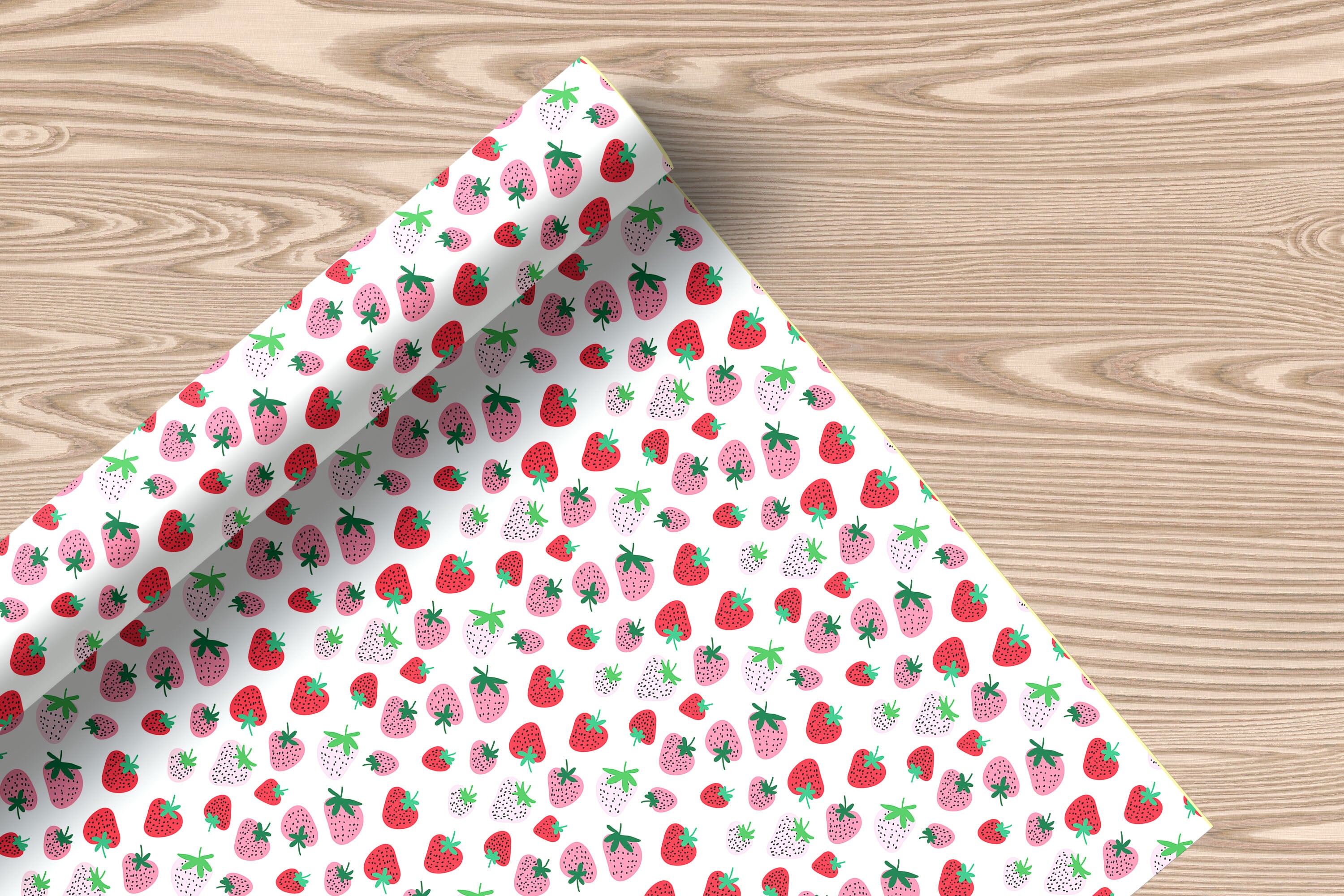 Cute Strawberry Pattern Wrapping Paper – Fun Fruit-Themed Gift Wrap for Summer