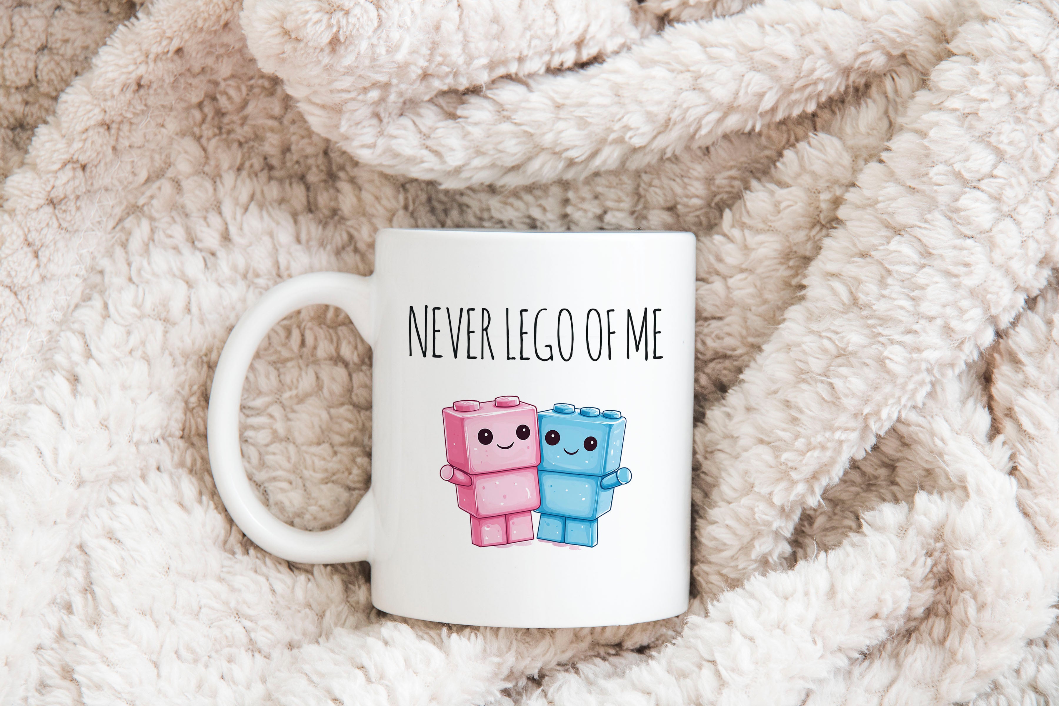 Funny Couples Mug – Brick Characters – Cute Pink & Blue Brick Hug Design – Perfect Anniversary or Valentine's Gift
