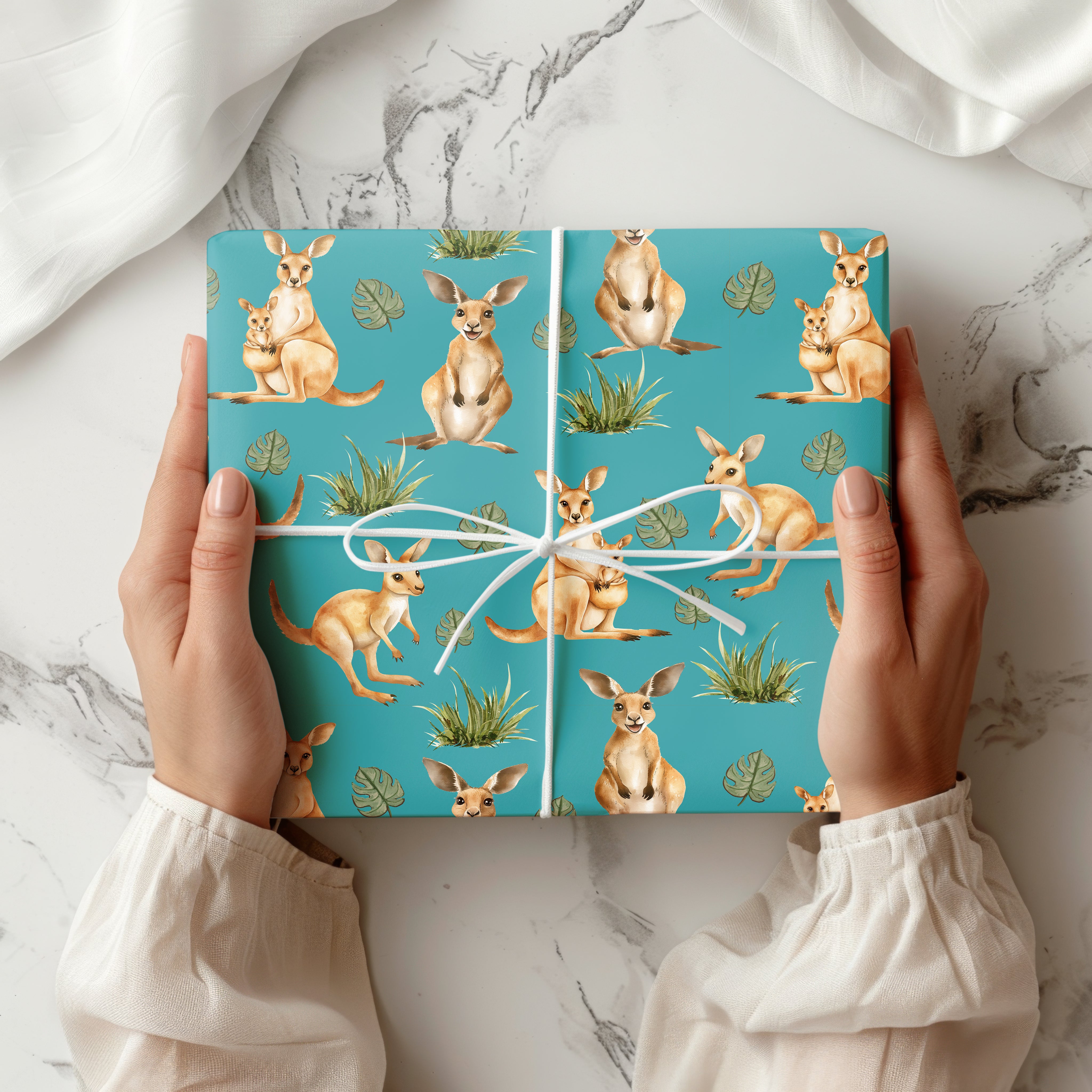 Watercolour Kangaroo Wrapping Paper Sheet – Australian Wildlife Gift Wrap with Joey for Animal Lovers