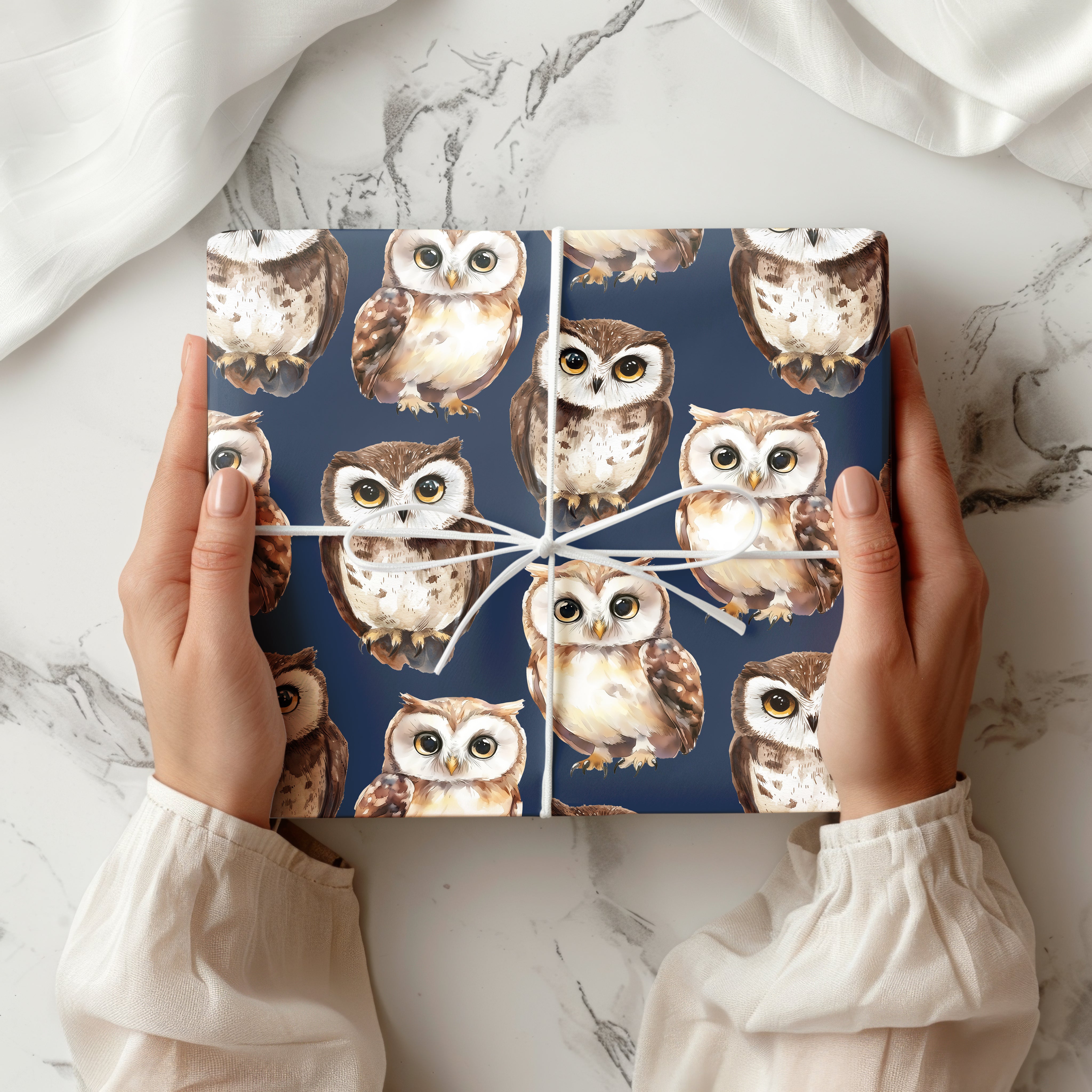 Cute Owl Wrapping Paper Sheet – Watercolour Gift Wrap with Owls for Bird Lovers or a Nursery