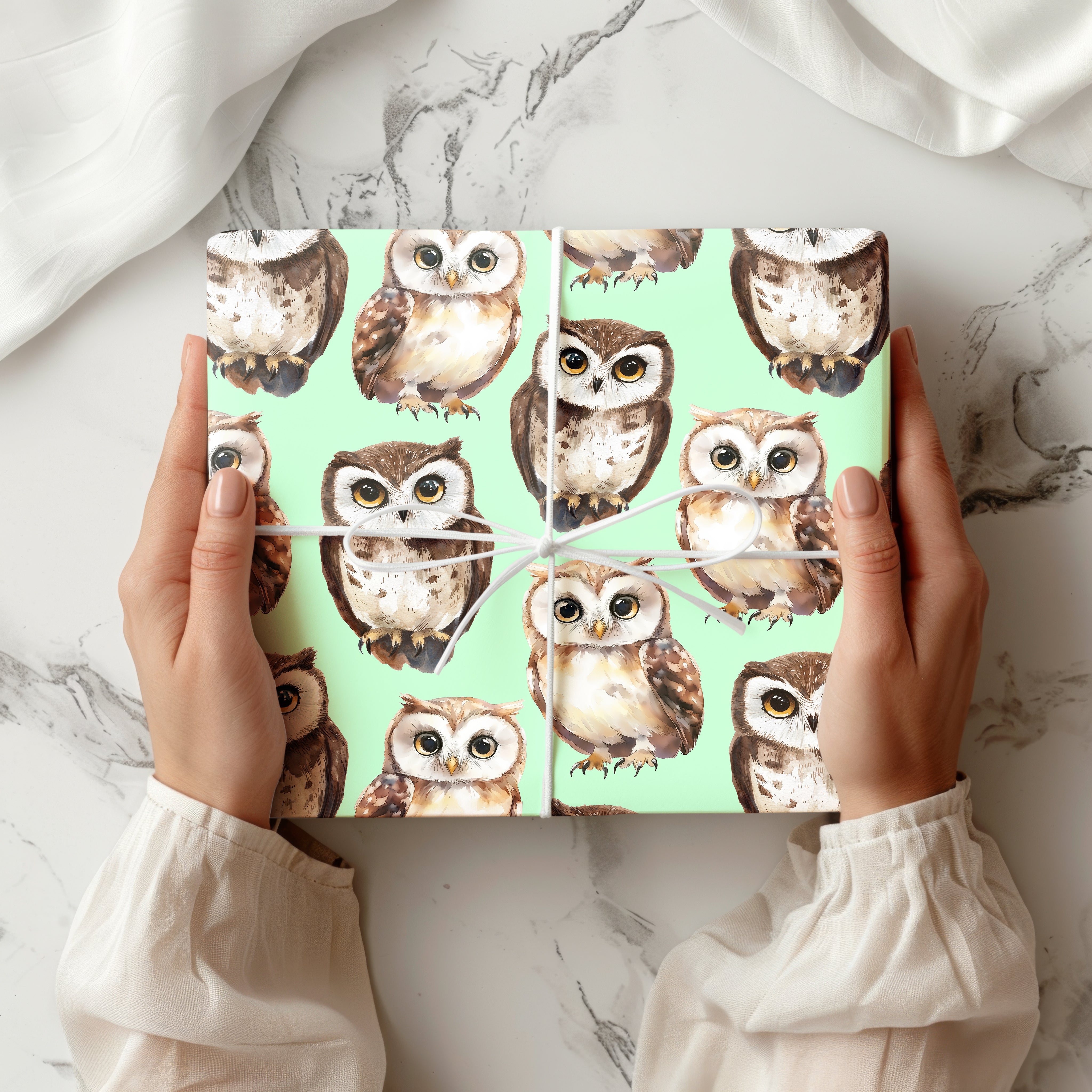 Cute Owl Wrapping Paper Sheet – Watercolour Gift Wrap with Owls for Bird Lovers or a Nursery