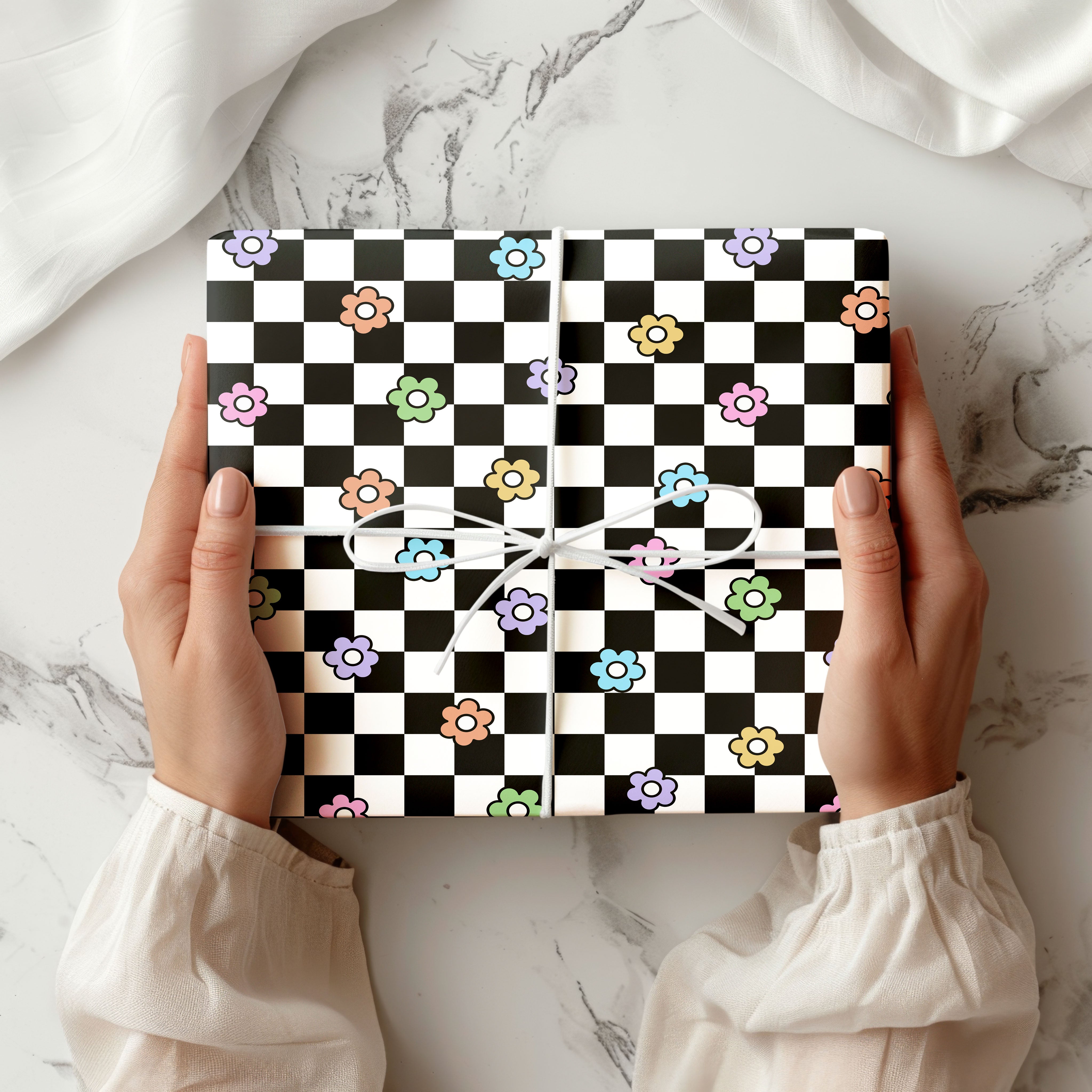 Checkerboard Floral Wrapping Paper Sheets – Pack of 2 50x70cm